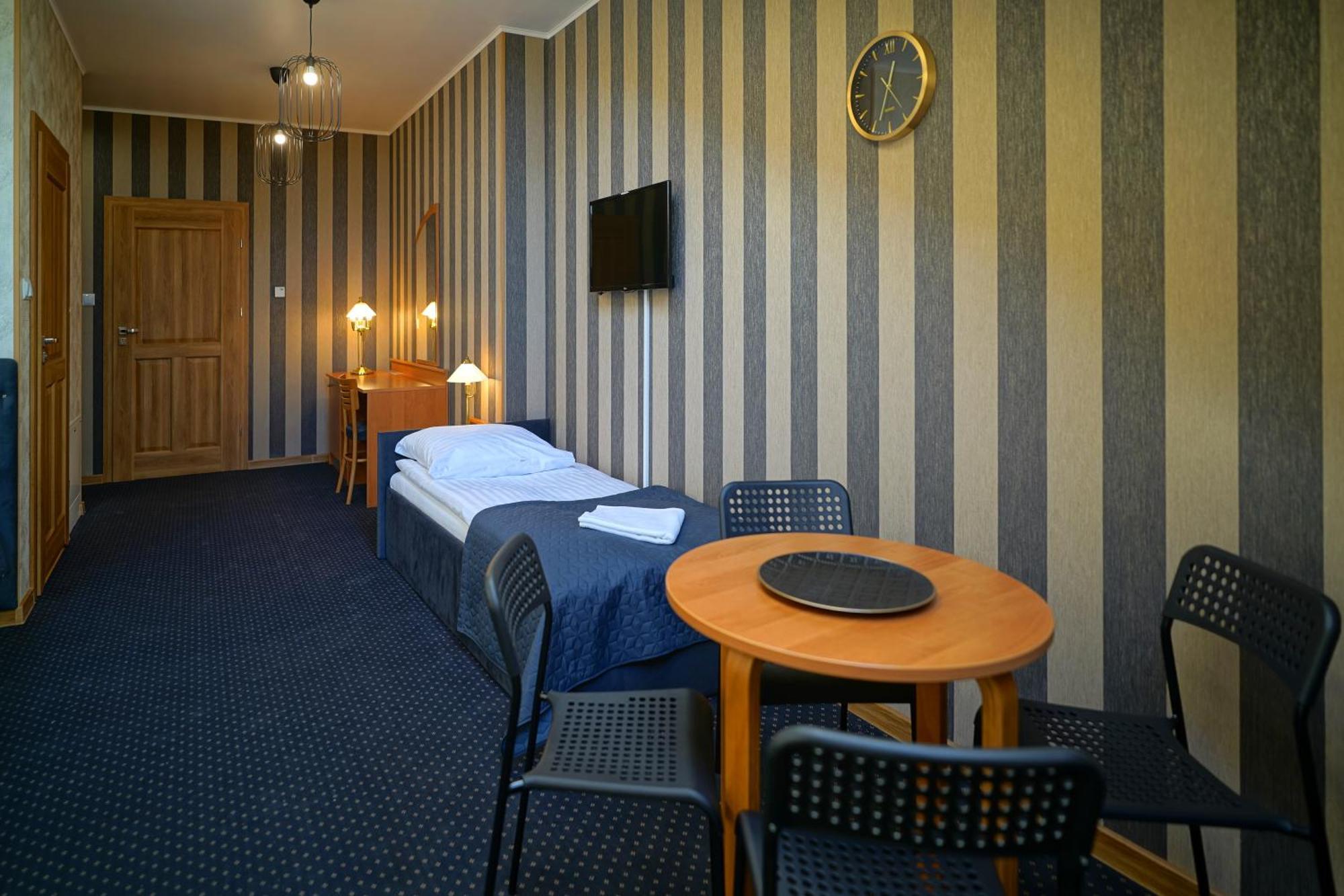 Apartments Alkantara Chrzanów Dış mekan fotoğraf